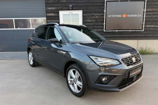 SEAT Arona (2018) thumbnail 4