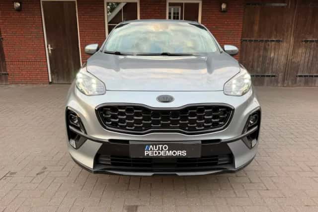 Kia Sportage (2021) thumbnail 2