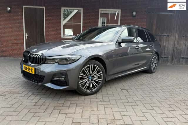 BMW 3-Serie (2022) thumbnail 1
