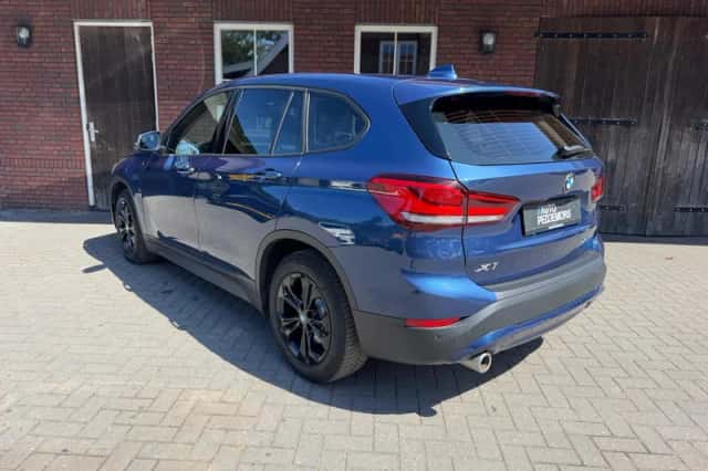 BMW X1 (2021) thumbnail 6
