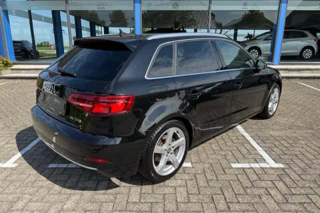 Audi A3 (2019) thumbnail 5