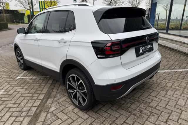 Volkswagen T-Cross (2023) thumbnail 4