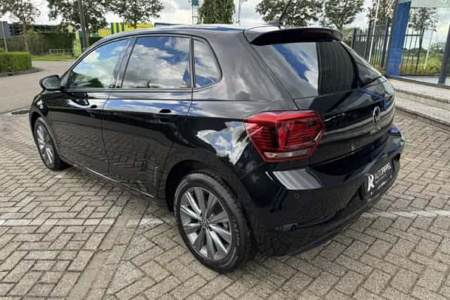 Volkswagen Polo (2021) thumbnail 4