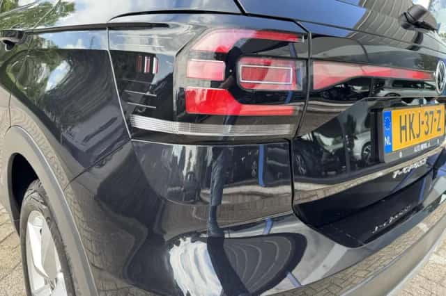 Volkswagen T-Cross (2020) thumbnail 4