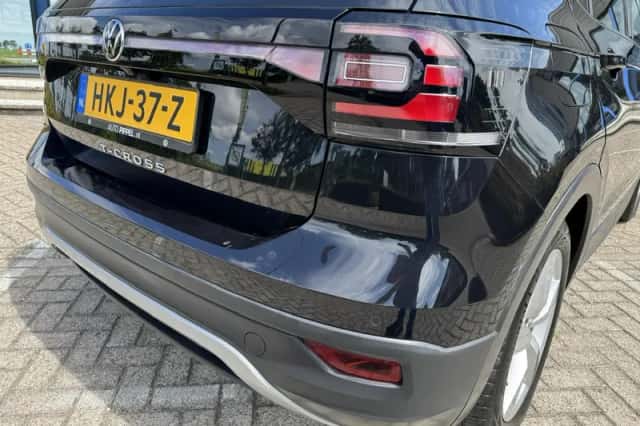 Volkswagen T-Cross (2020) thumbnail 6