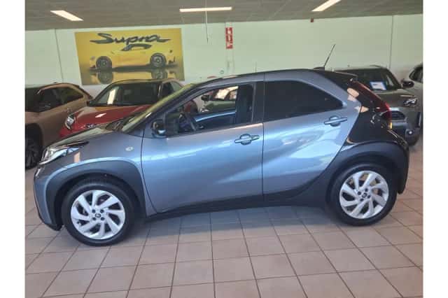 Toyota Aygo X (2024) thumbnail 2