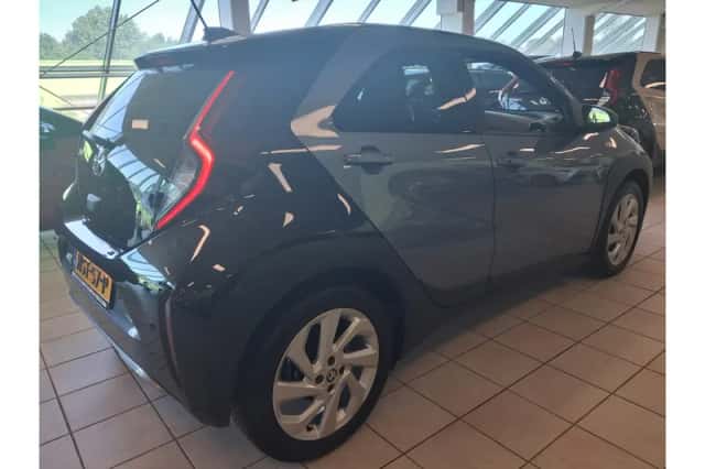 Toyota Aygo X (2024) thumbnail 6