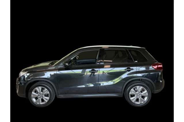Suzuki Vitara (2020) thumbnail 2