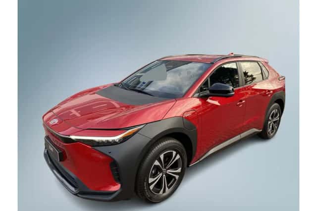 Toyota bZ4X (2025) thumbnail 1
