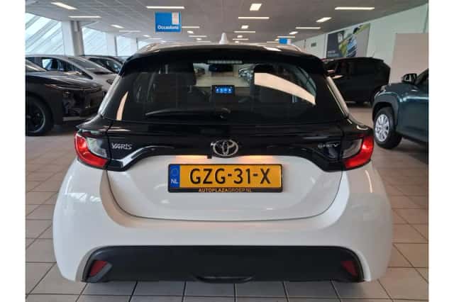 Toyota Yaris (2025) thumbnail 5