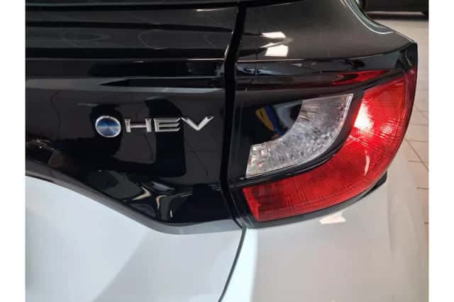 Toyota Yaris (2025) thumbnail 6