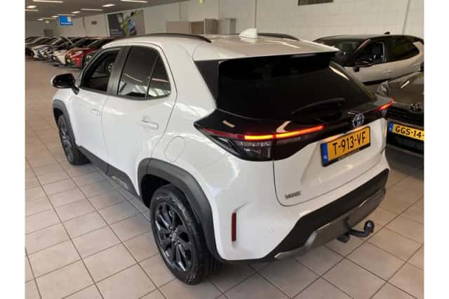 Toyota Yaris Cross (2023) thumbnail 4