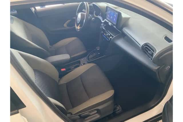 Toyota Yaris Cross (2023) thumbnail 6