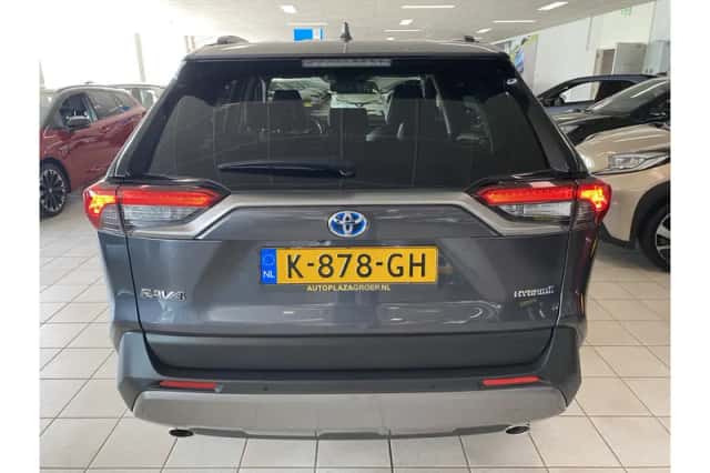 Toyota RAV4 (2020) thumbnail 4