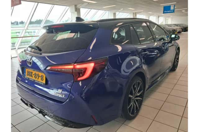 Toyota Corolla (2024) thumbnail 6