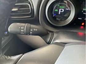 Toyota Yaris (2020) thumbnail 19