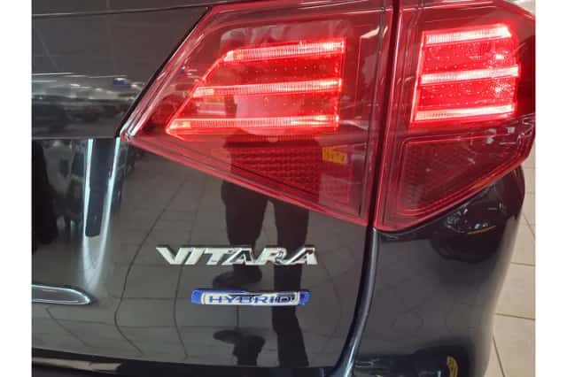 Suzuki Vitara (2024) thumbnail 5