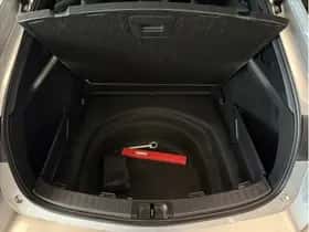 Toyota Corolla thumbnail 11