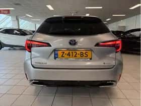 Toyota Corolla thumbnail 5
