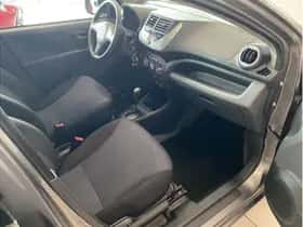 Suzuki Alto (2015) thumbnail 6