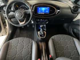 Toyota Aygo X (2023) thumbnail 14