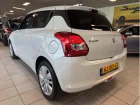 Suzuki Swift thumbnail 3