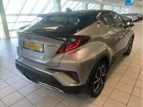 Toyota C-HR (2020) thumbnail 6