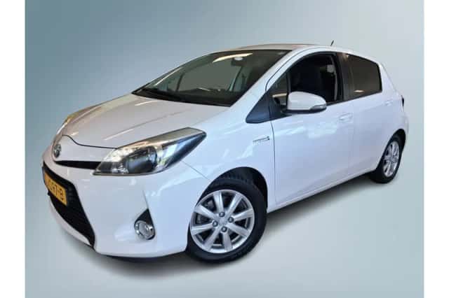 Toyota Yaris (2014) thumbnail 1