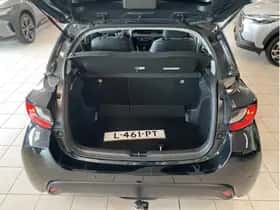 Toyota Yaris (2021) thumbnail 7