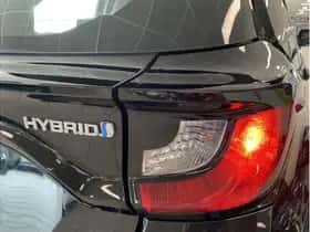 Toyota Yaris (2021) thumbnail 9