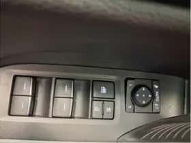 Toyota RAV4 (2023) thumbnail 25