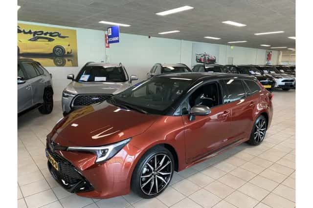 Toyota Corolla (2025) thumbnail 2