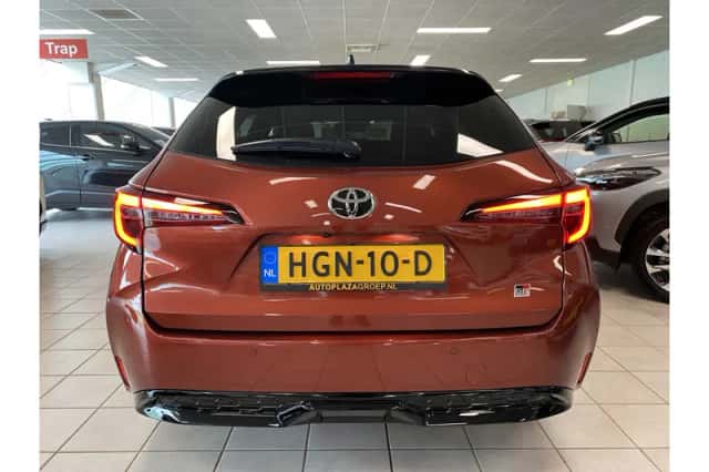 Toyota Corolla (2025) thumbnail 5