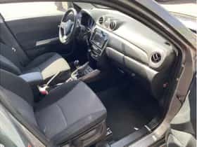Suzuki Vitara (2020) thumbnail 5