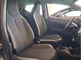 Toyota Aygo (2021) thumbnail 14