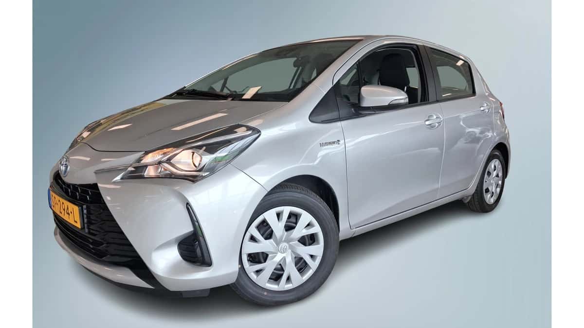 Toyota Yaris (2018) — foto 1