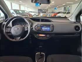 Toyota Yaris (2018) thumbnail 14