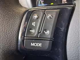 Toyota Yaris (2018) thumbnail 19