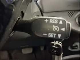 Toyota Yaris (2018) thumbnail 22