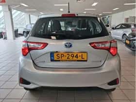 Toyota Yaris (2018) thumbnail 5