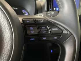 Toyota Yaris Cross (2024) thumbnail 16