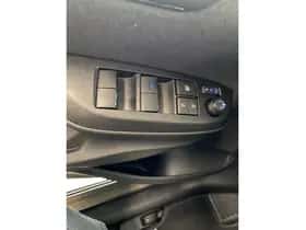 Toyota Yaris Cross (2024) thumbnail 28