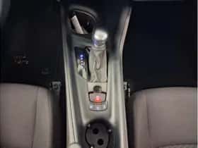 Toyota C-HR (2021) thumbnail 31