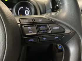 Toyota Yaris (2022) thumbnail 17
