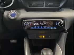 Toyota Yaris (2022) thumbnail 28