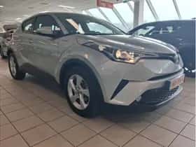 Toyota C-HR (2016) thumbnail 8