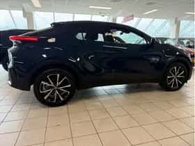 Toyota C-HR (2025) thumbnail 11