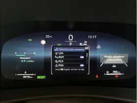 Toyota C-HR thumbnail 13