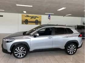 Toyota Corolla (2024) thumbnail 3