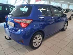 Toyota Yaris (2018) thumbnail 11